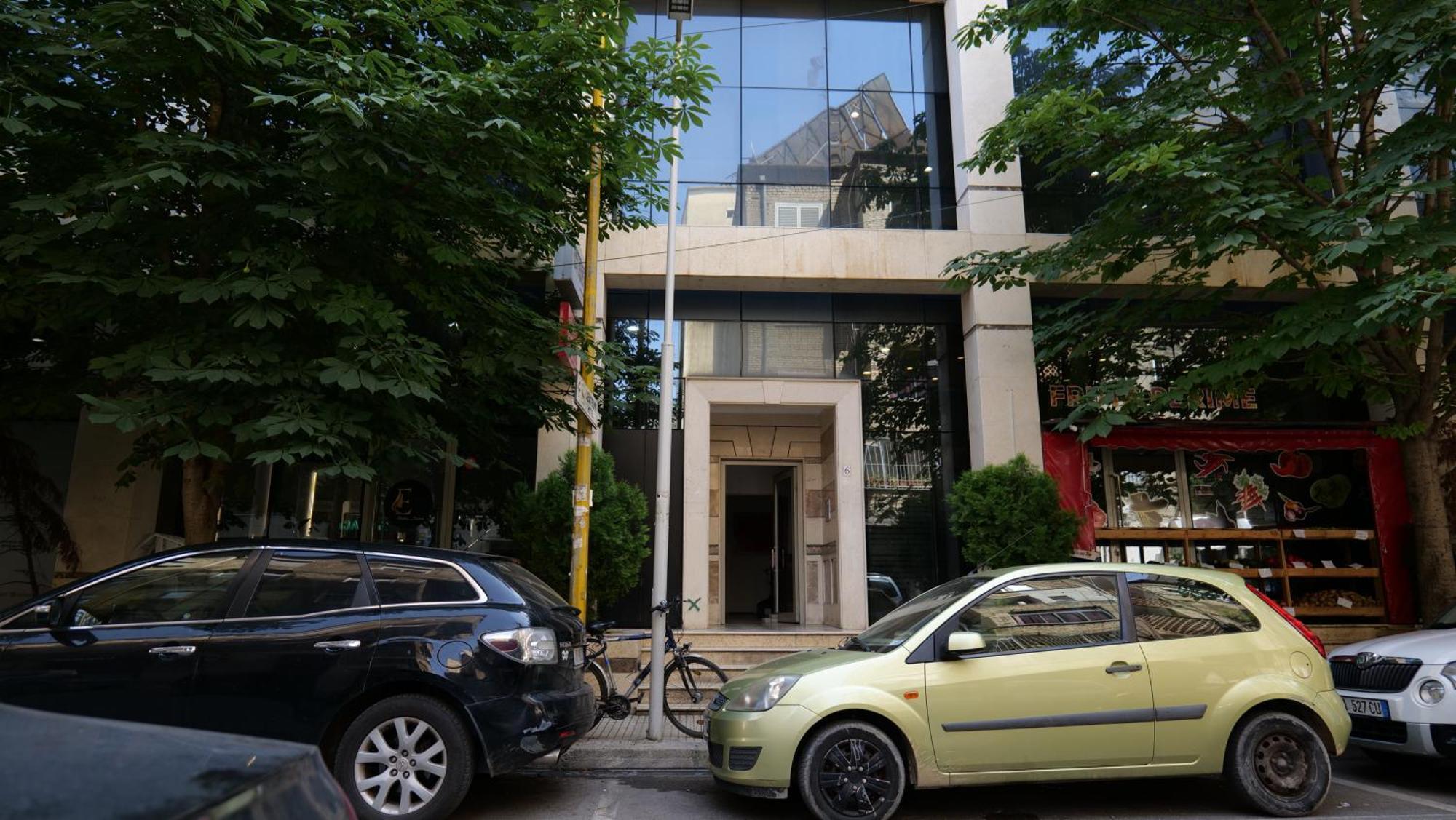 Top Location Kristi Apartments 05 Tirana Exterior foto
